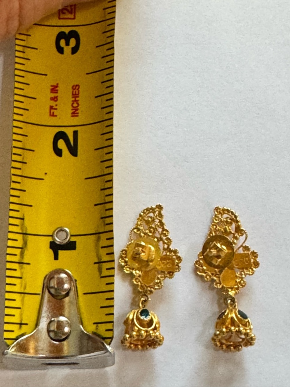 Handcrafted 22kt gold earrings - Picture 8 of 8